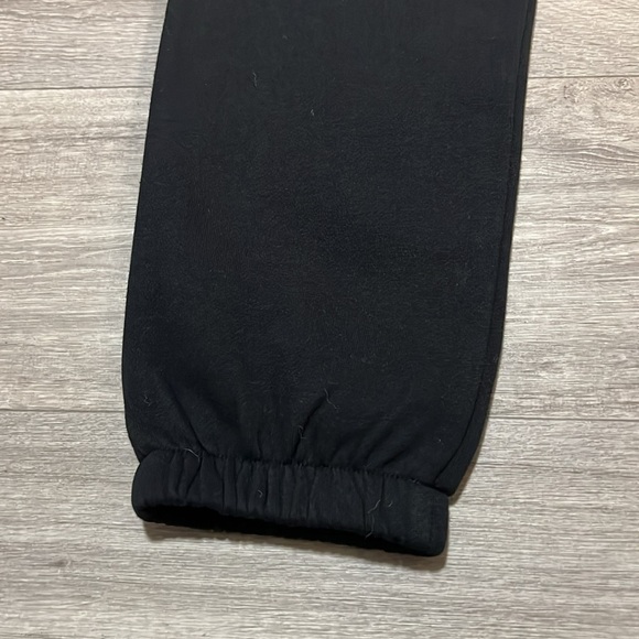 Akoo Snobby Set. Medium/Large Available - Picture 12 of 17